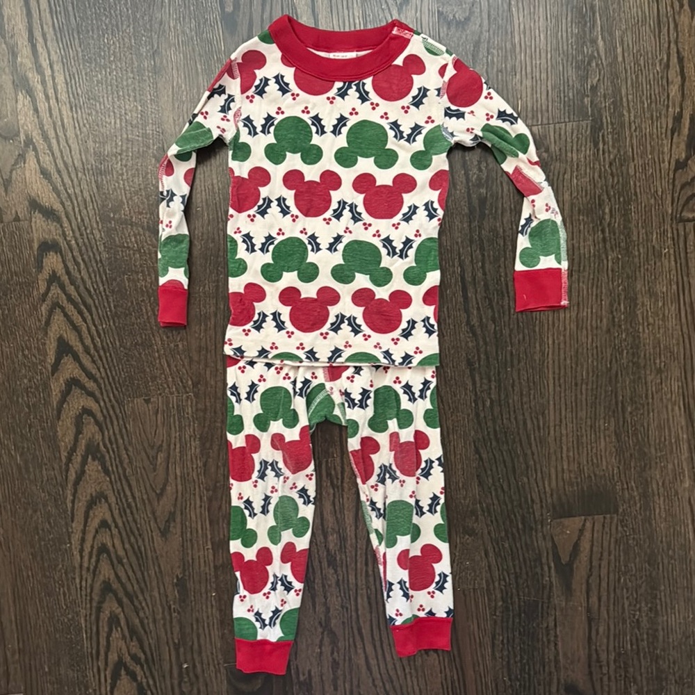 Hannah Anderson Disney Mickey Mouse Pajama Set